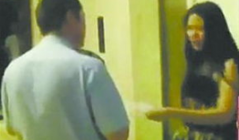 女子尿尿视频,真实尿尿视频引发热议